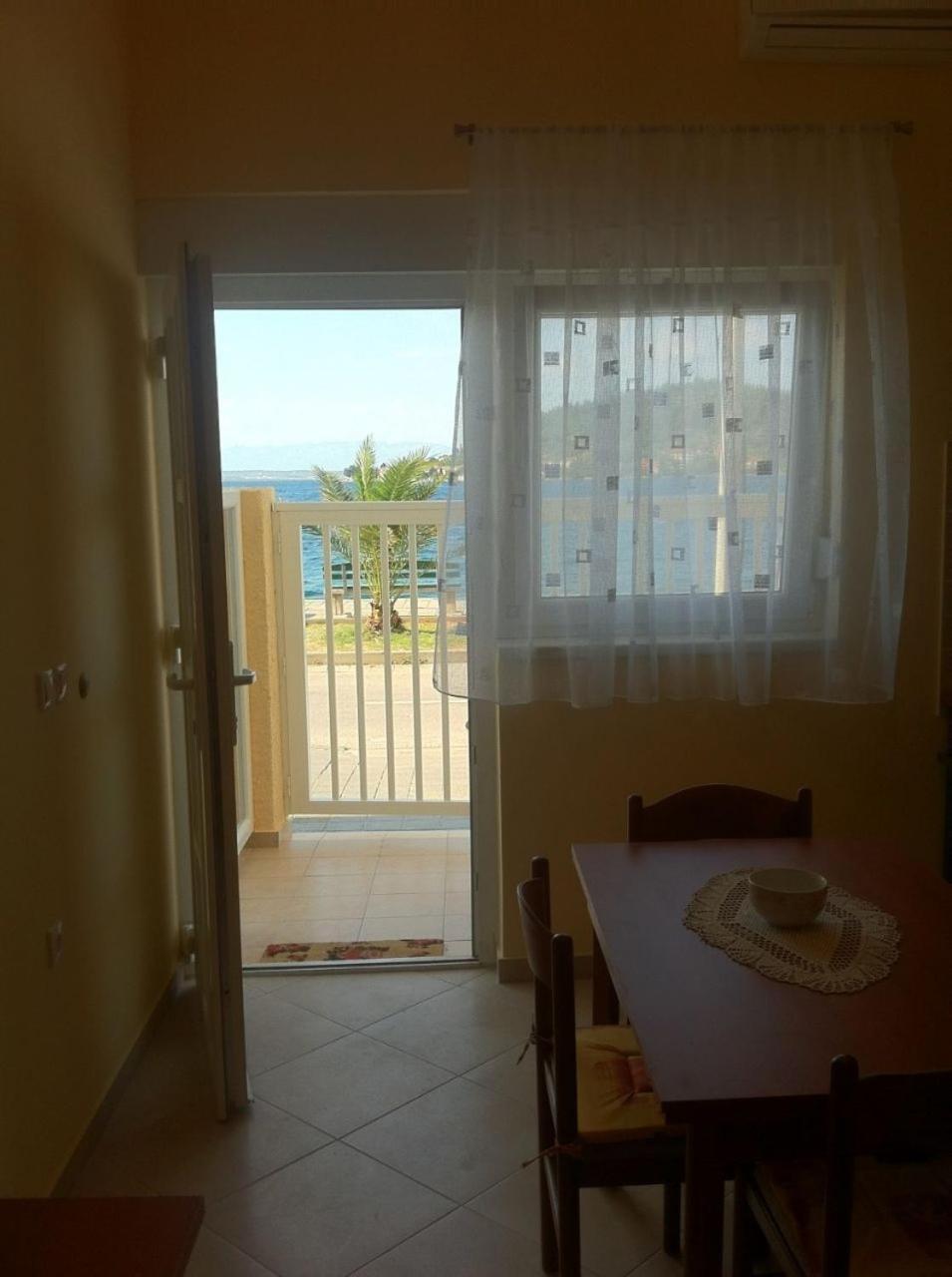 Apartments Kolt - 15M From Sea Kali Extérieur photo